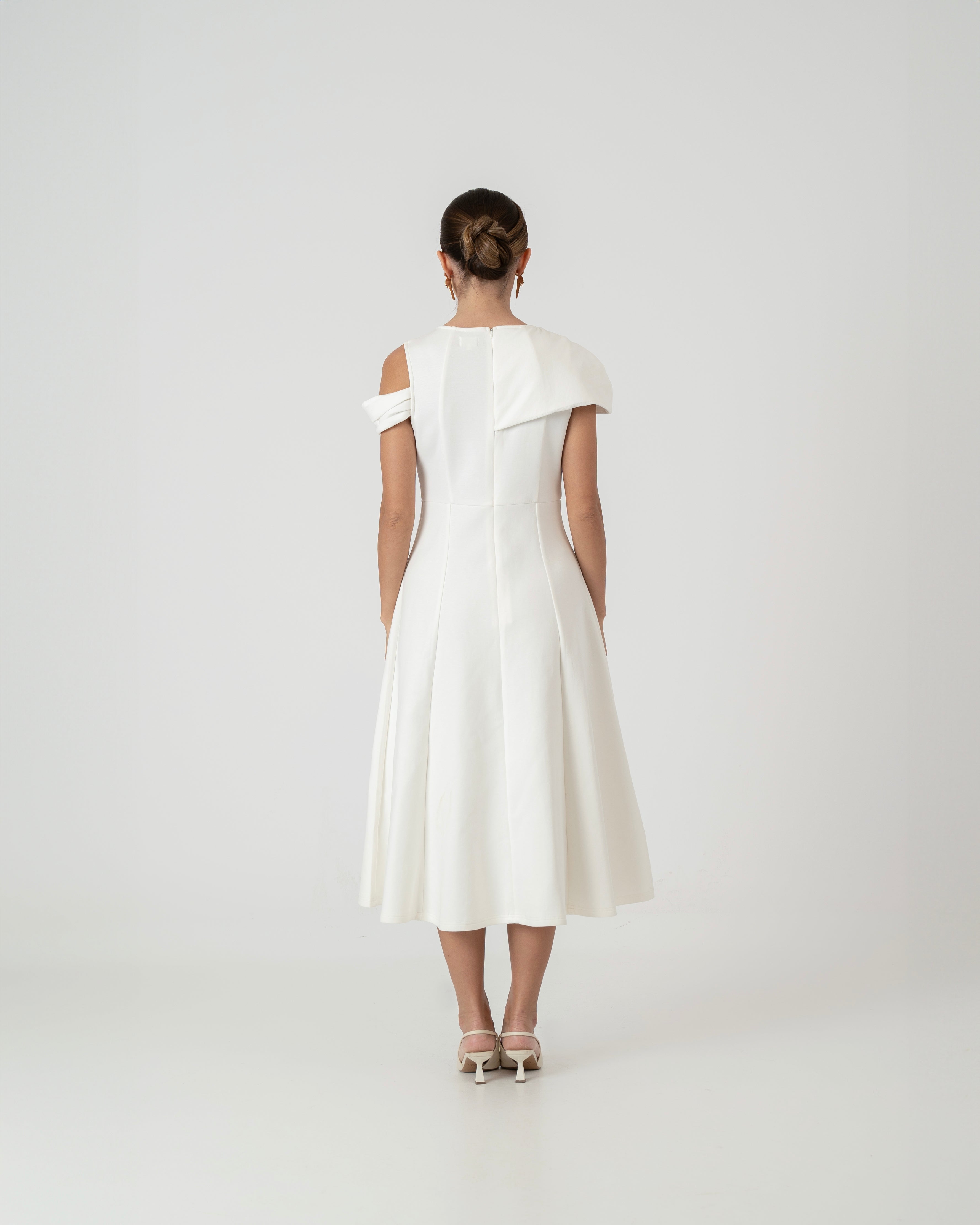 New Classic Dress White